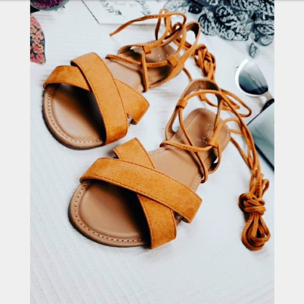 The Thiva// camel lace up sandal - Picture 3 of 7